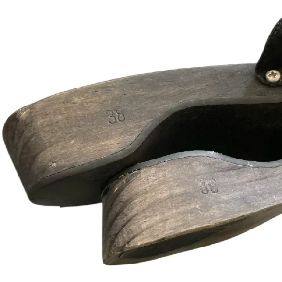 CHANEL Interlocking CC Logo Suede Slide Wood Clog Mule sandals 38 Black - Picture 4 of 8